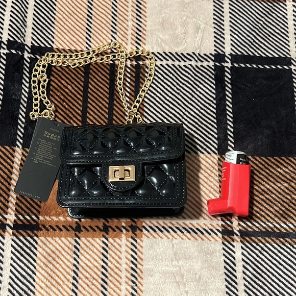 Mini black quilted gold chain purse! - Picture 6 of 6